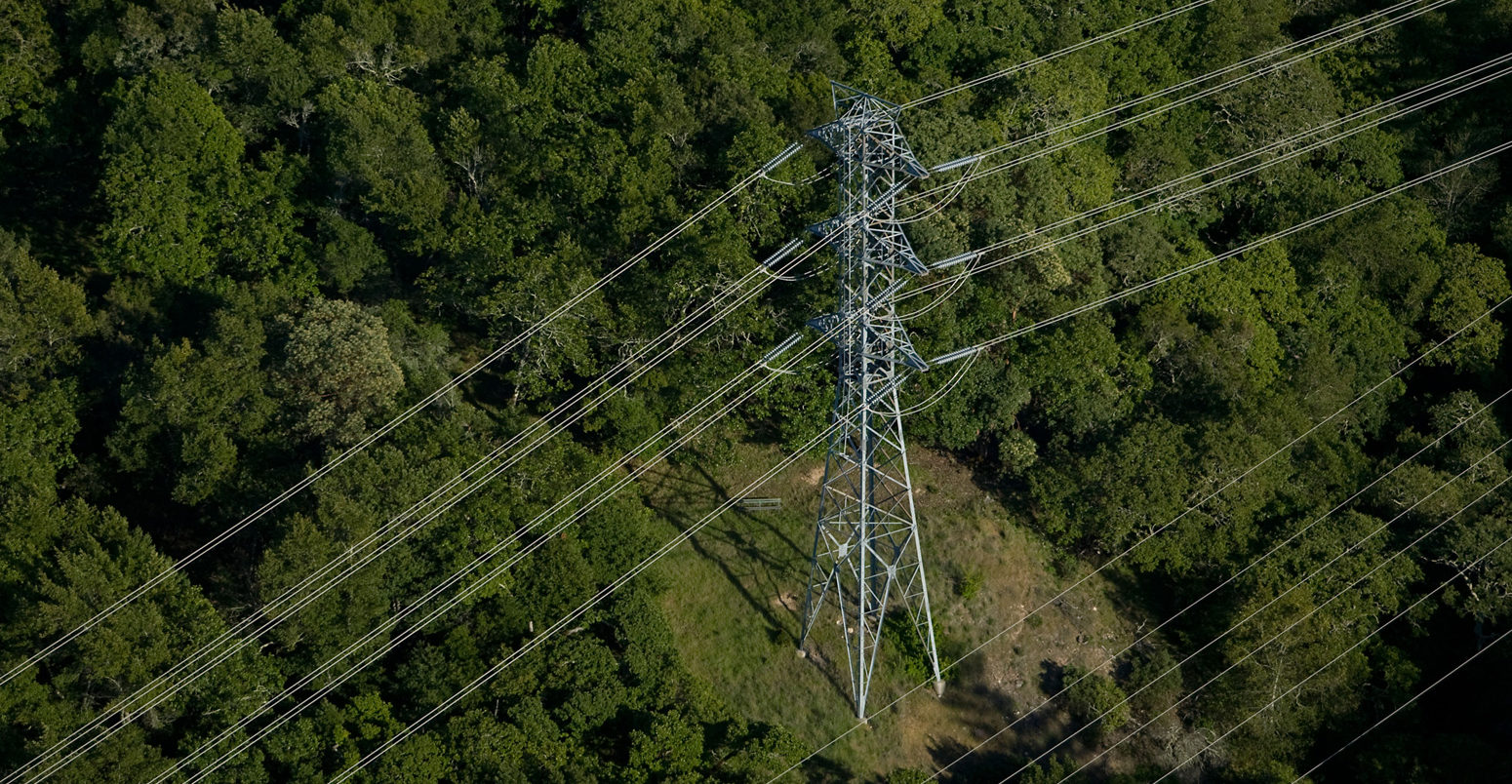 Electrical power tranmission lines in Sonoma county, USA